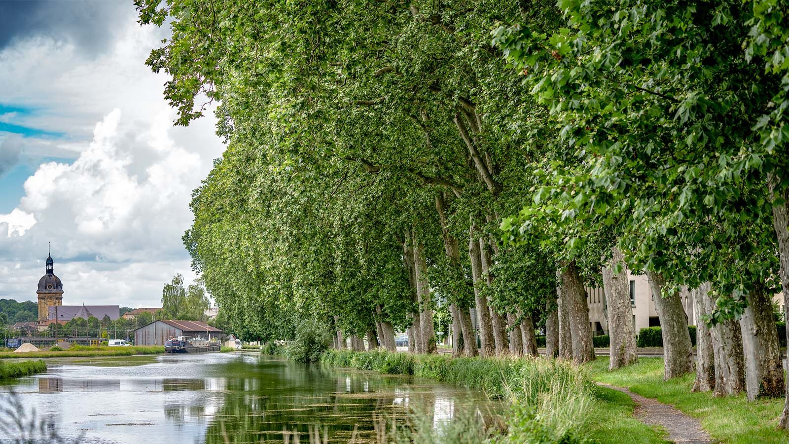 Canal de la Marne au Rhin à Bar-le-Duc